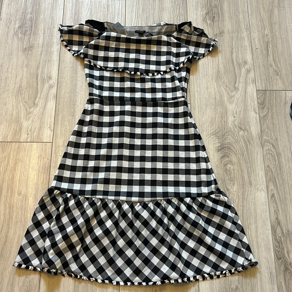 (NWT) Ann Taylor Off the Shoulder Dress , size 2p
